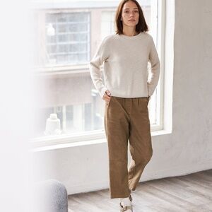 Cropped Corduroy Pants in Acorn